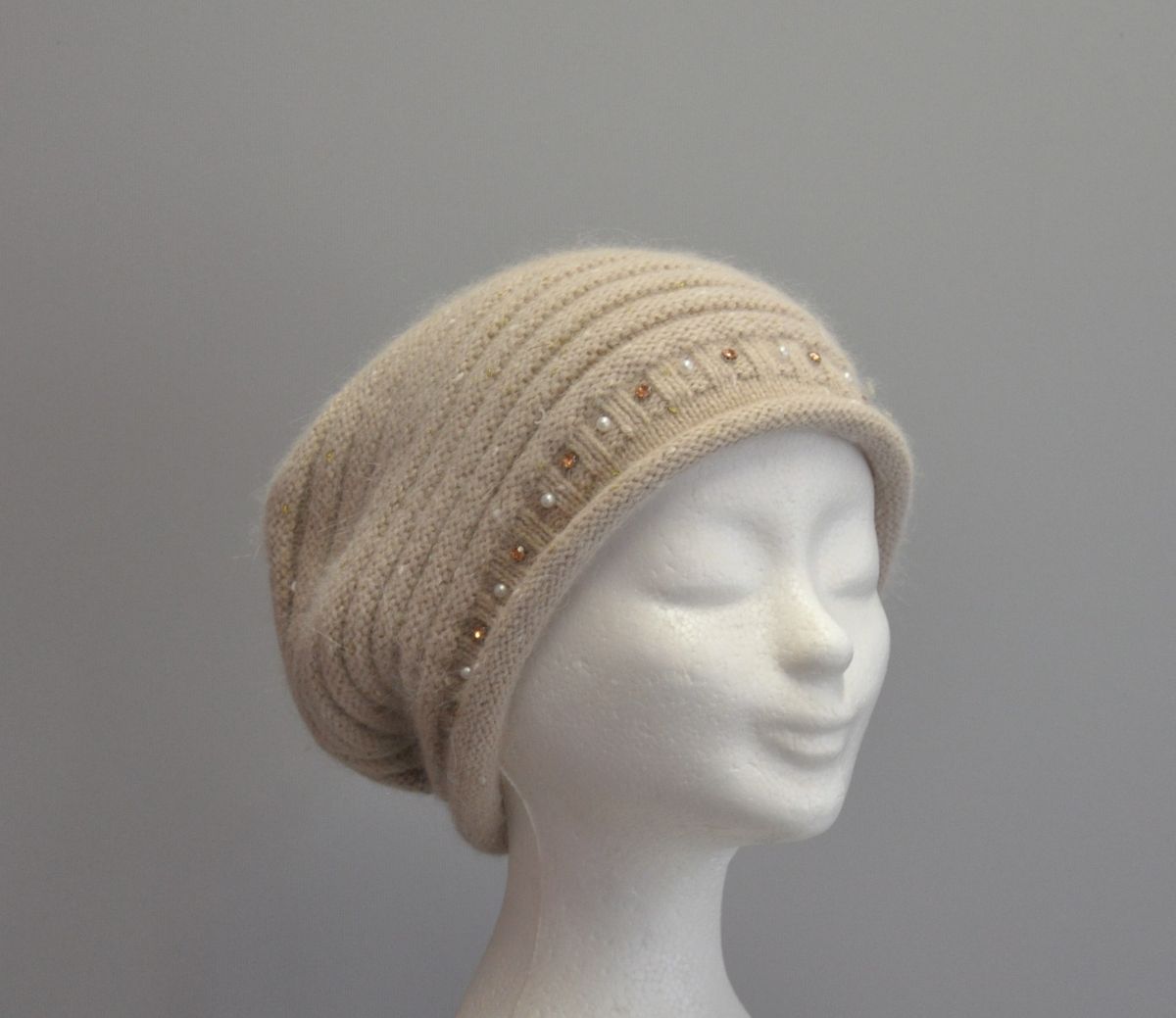beanie in wol angora