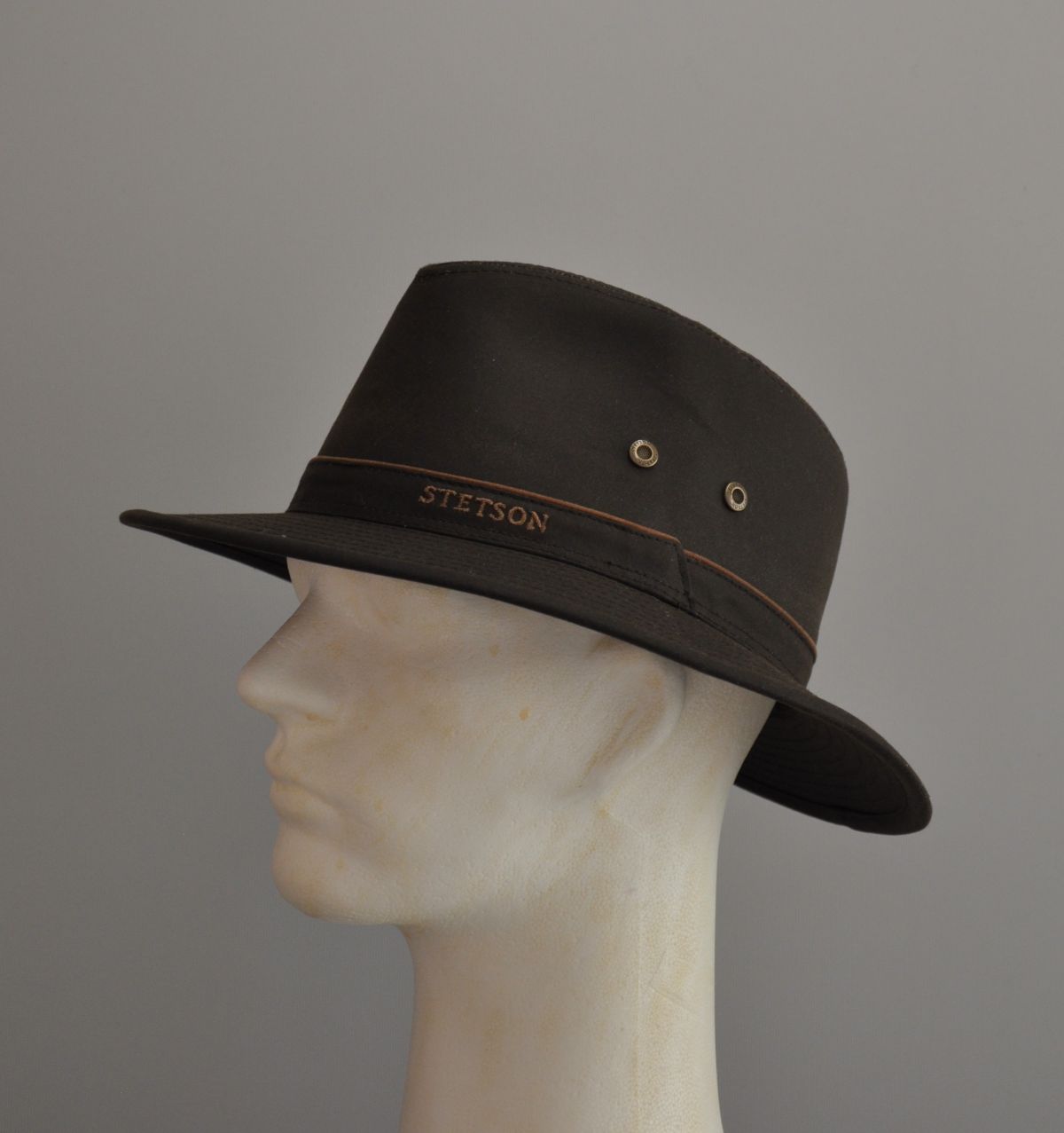 traveller in wax Stetson